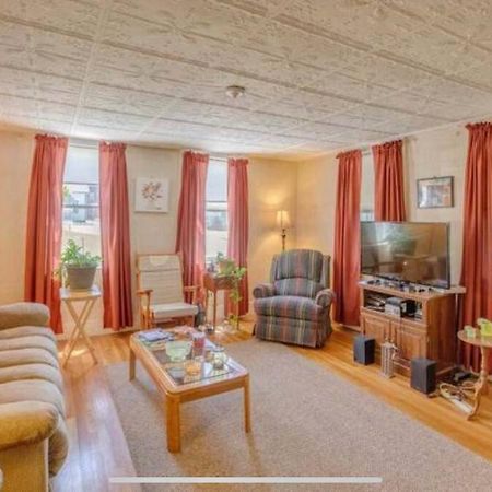 Cute 6-Bedroom Getaway In The Heart Of Littleton Ngoại thất bức ảnh